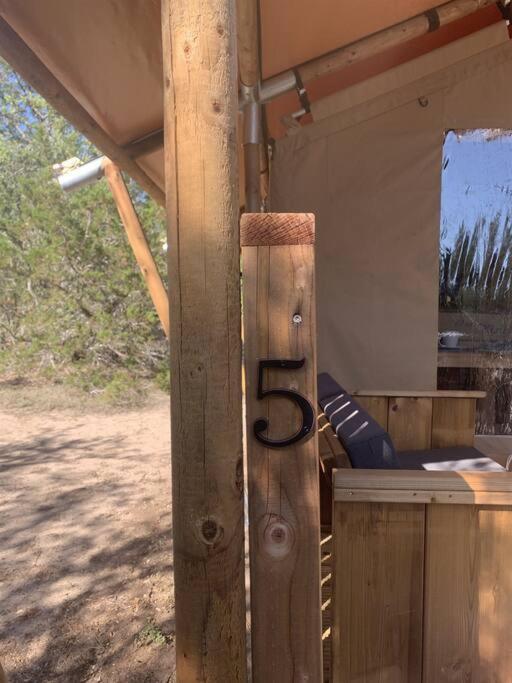 12 Fires Luxury Glamping With Heating #5 Hotel Johnson City Eksteriør billede