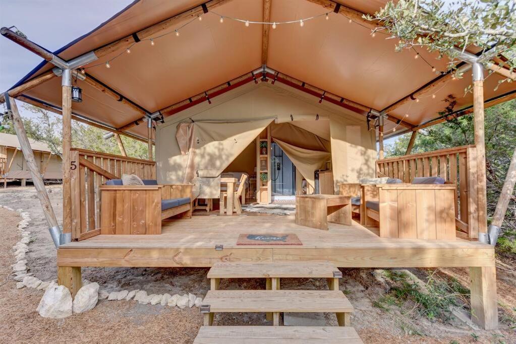 12 Fires Luxury Glamping With Heating #5 Hotel Johnson City Eksteriør billede